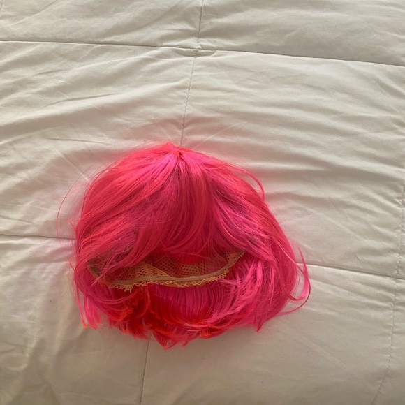😻Pink short bob wig with bangs - Picture 2 of 3